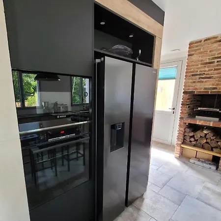 Βίλα Le Lavoir Classe 5***** Centre 9 Personnes *